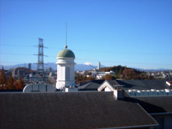 View photos from the dwelling unit