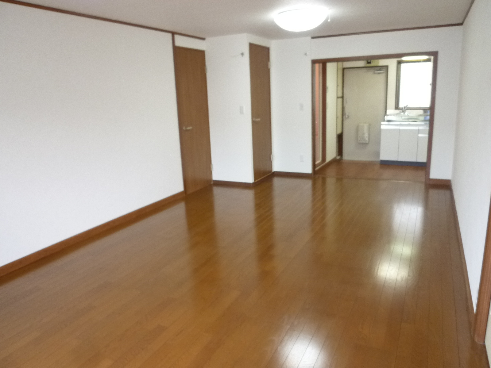 Living and room. Flooring!