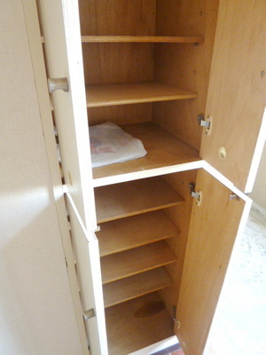 Other Equipment. Shoebox that storage capacity is