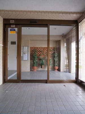 Security. Auto-lock equipped! 