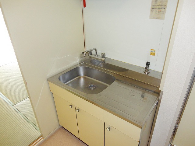 Kitchen. There is storage space