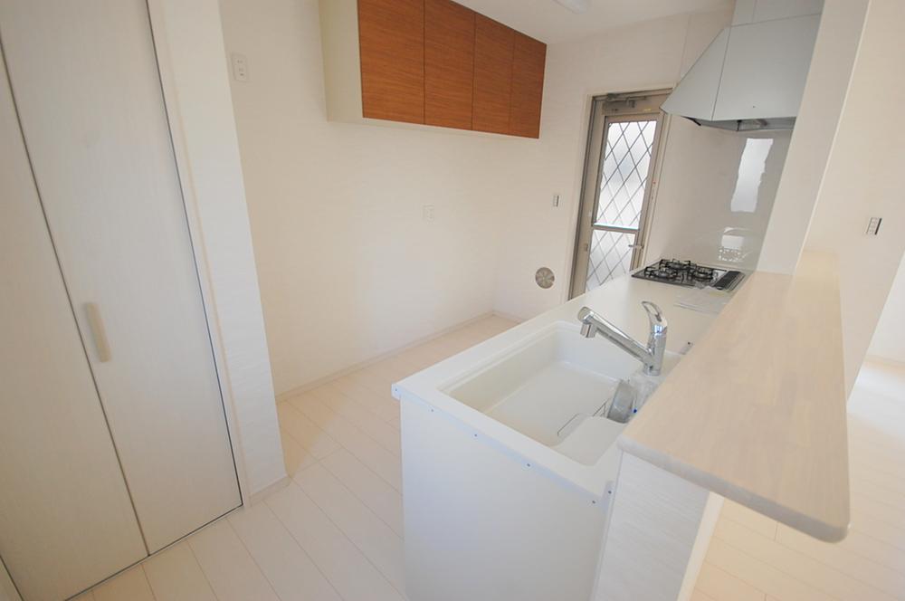 Same specifications photos (Other introspection). Same specifications