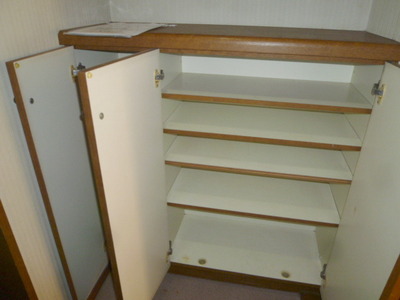 Entrance.  ☆ There cupboard ☆ 