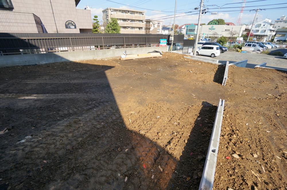 Local appearance photo. 2013 November shooting