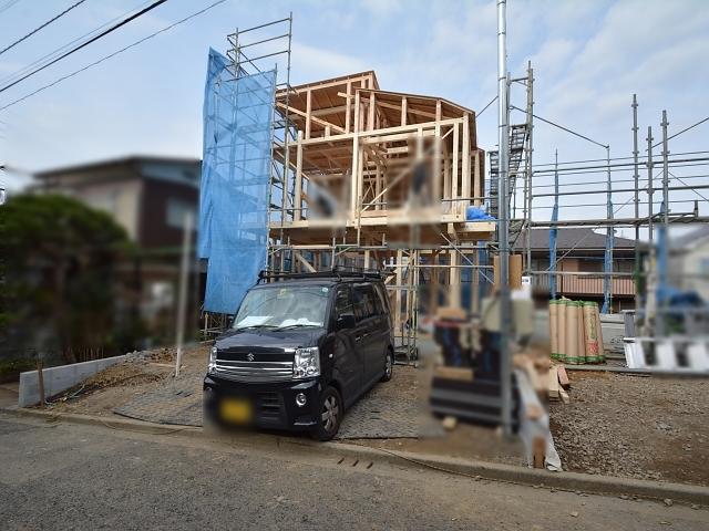 Local appearance photo. Building 2 Under construction