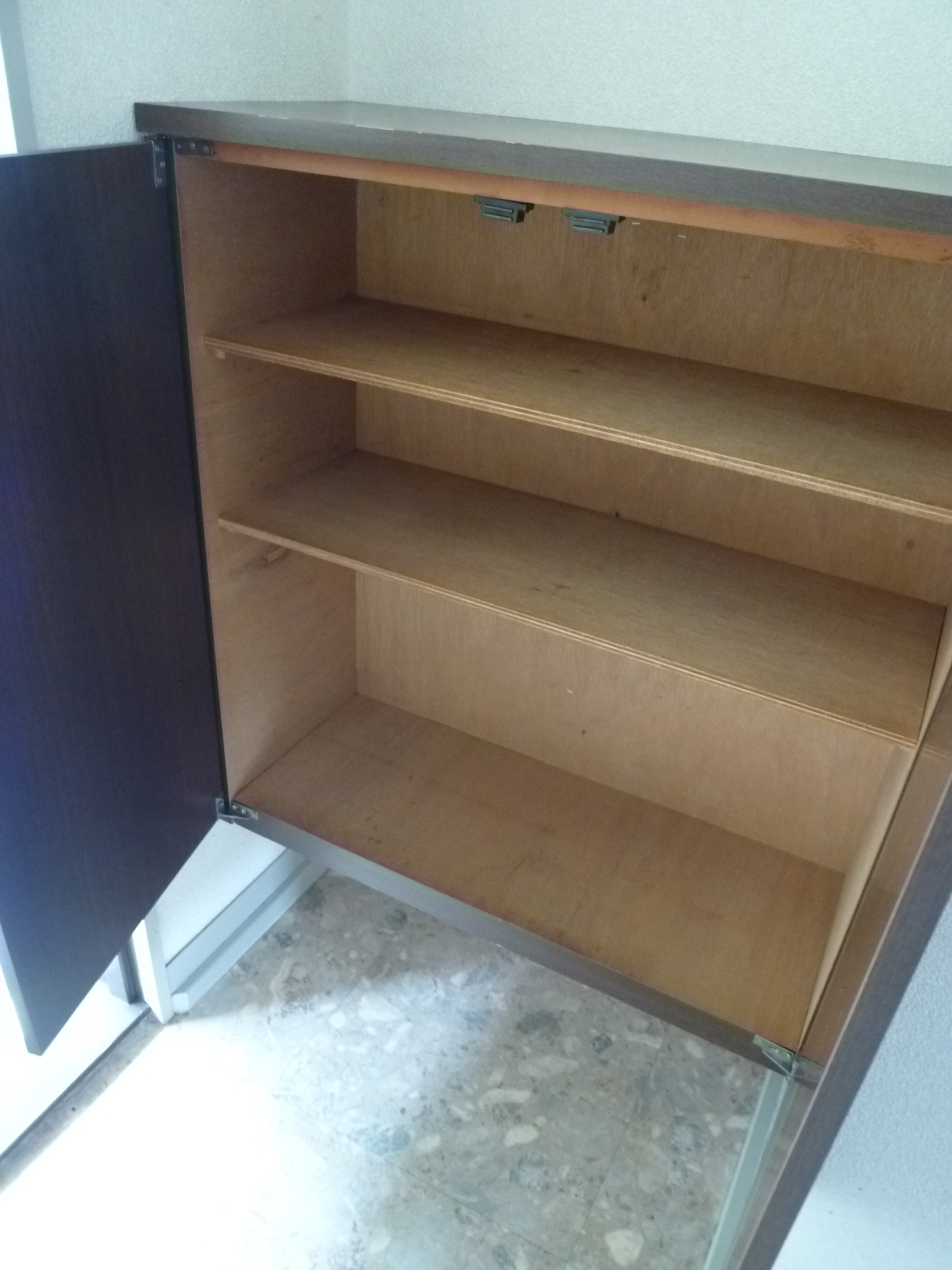 Entrance. Entrance storage!