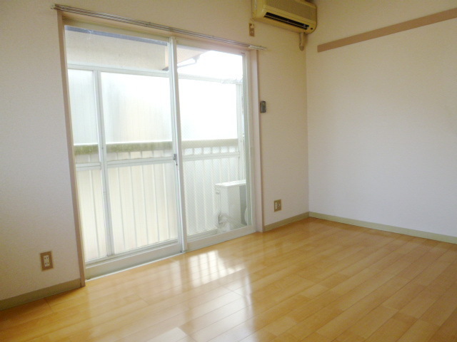 Other room space. Western style room