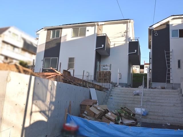 Local appearance photo. 1 Building Under construction