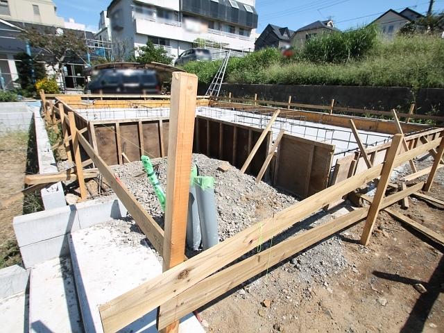 Local appearance photo. 1 Building Time basis