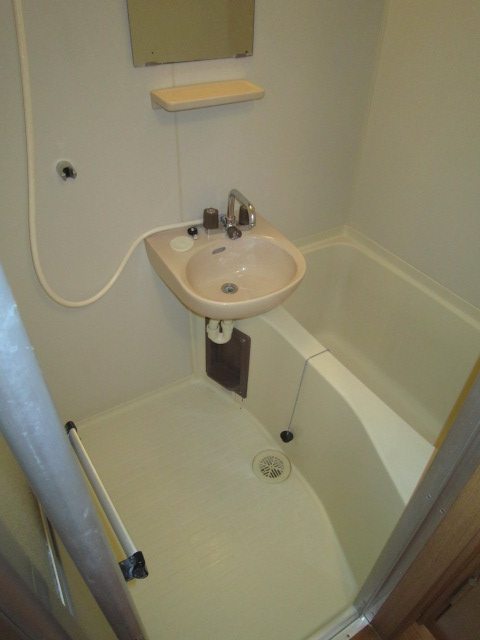 Bath. It is a bathroom that is clean