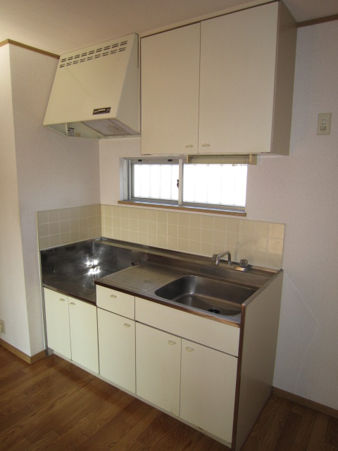 Kitchen. Ease of use UP with hanging cupboard