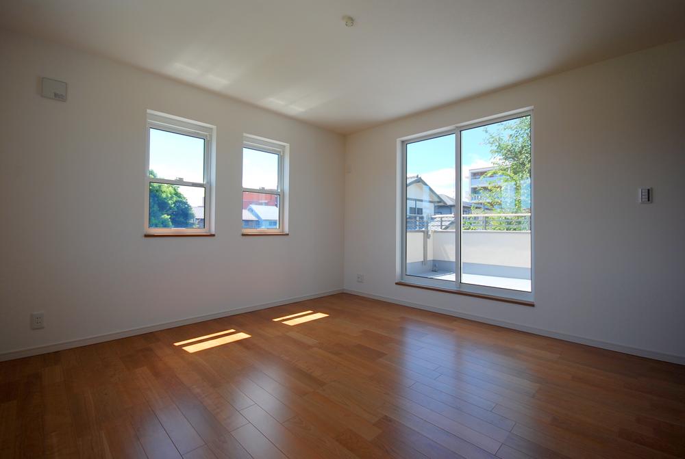 Same specifications photos (Other introspection). Indoor same specifications