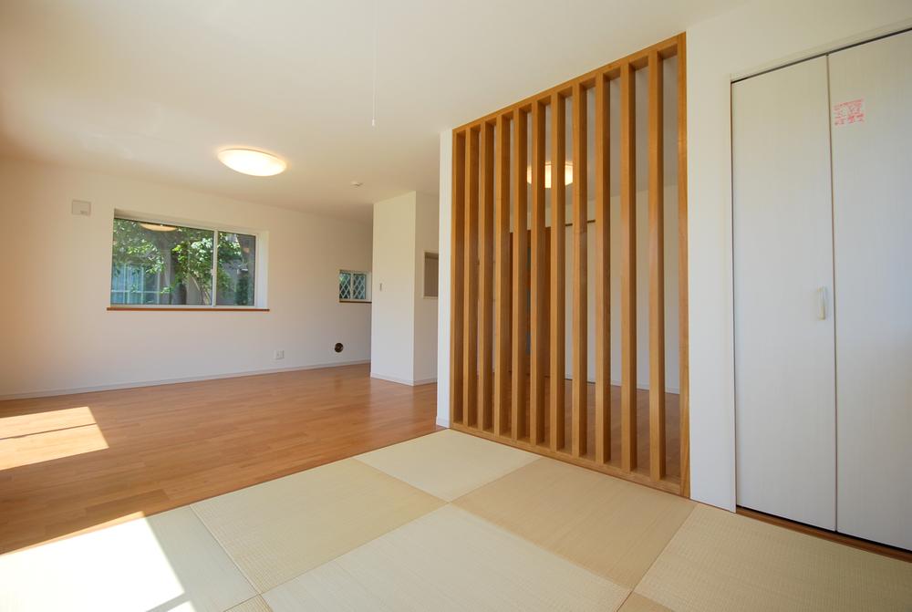 Same specifications photos (Other introspection). Indoor same specifications