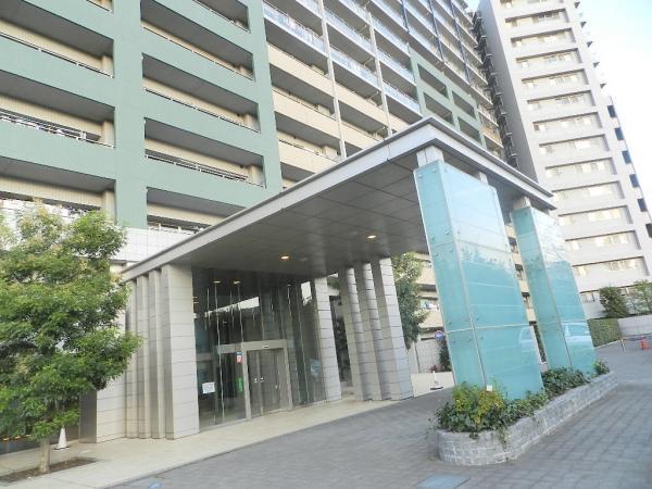 Entrance. A profound sense of entrance!