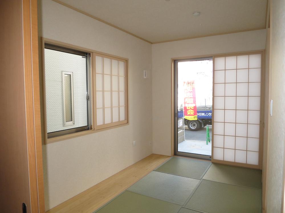 Non-living room. Indoor (11 May 2011) Shooting