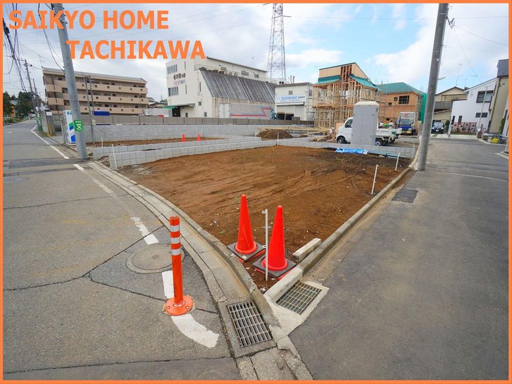 Local appearance photo. Local (11 May 2013) Shooting