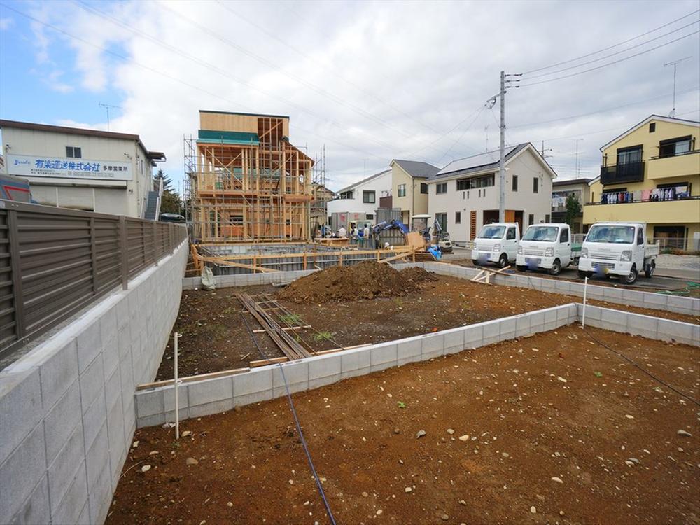 Local appearance photo. Local (11 May 2013) Shooting