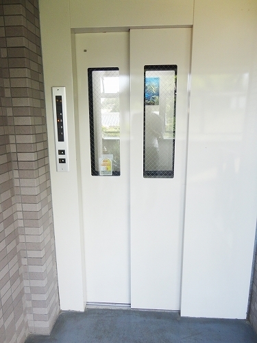 Other common areas. ☆ Elevator ☆