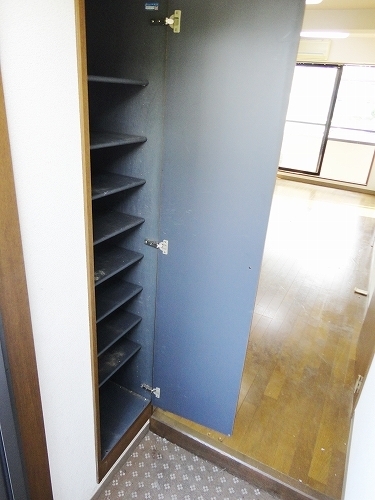 Entrance. It is the state of the entrance