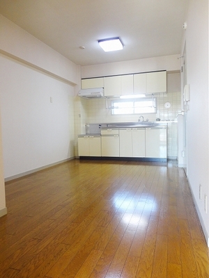 Living and room. Dining is the state of the kitchen