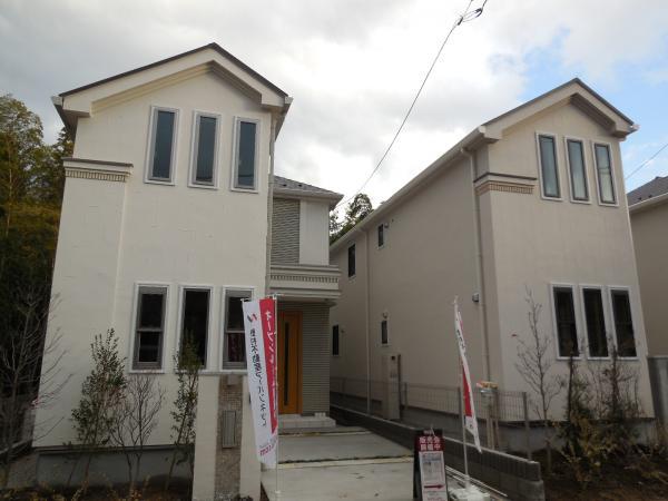 Local appearance photo. Stylish appearance!