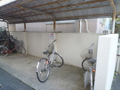 Other common areas. ☆ Bicycle parking space ☆