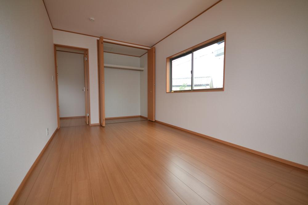 Non-living room. Indoor (September 2013) Shooting