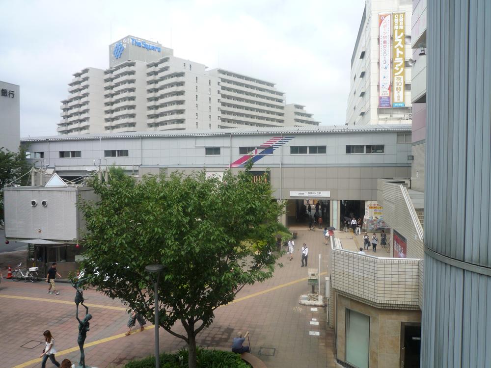 station. Keio Line "Seiseki Sakuragaoka" 1520m to the station