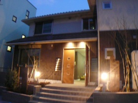 Building appearance. Entrance