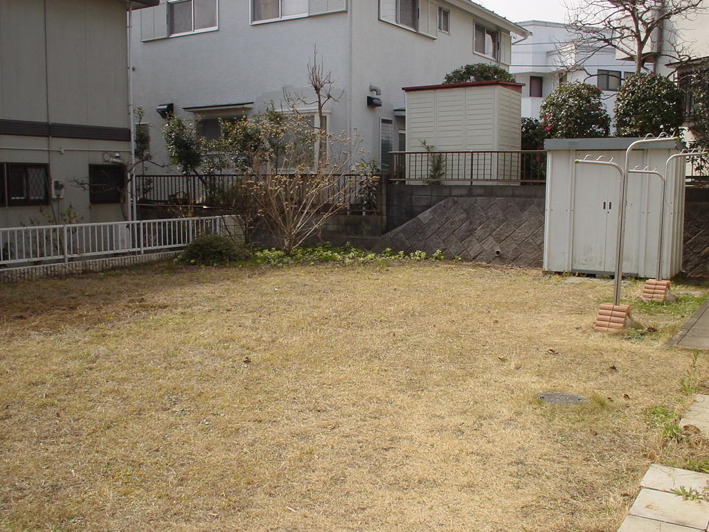 Garden. It is an outdoor dog breeding can be wide garden. 