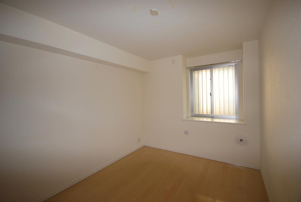 Non-living room. December 2013 shooting