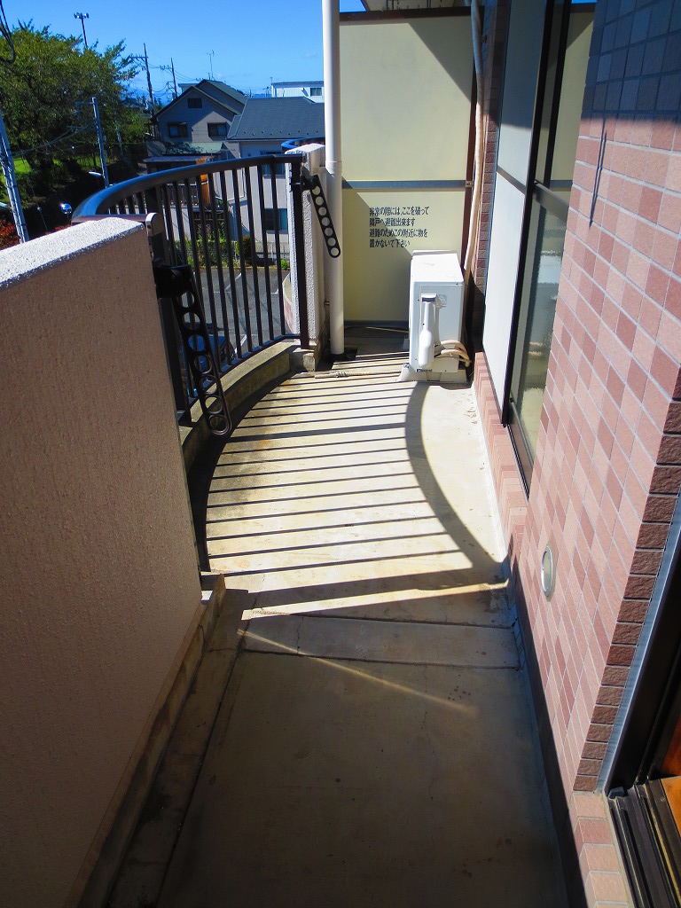 Balcony. Loose is the veranda daylight good