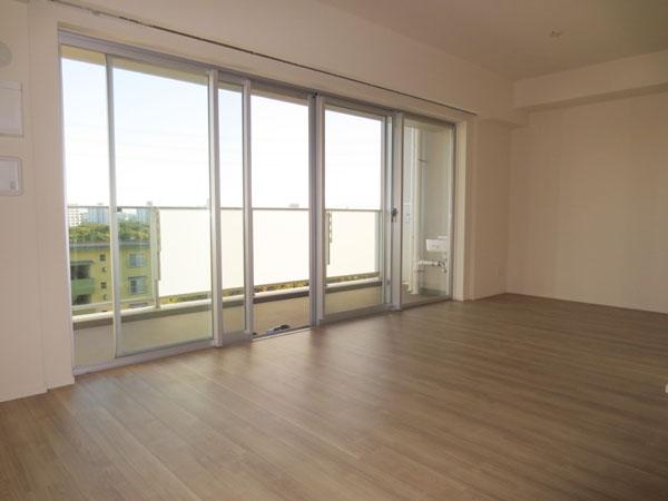 Living. Indoor (10 May 2013) Shooting TES floor heating system (LD)