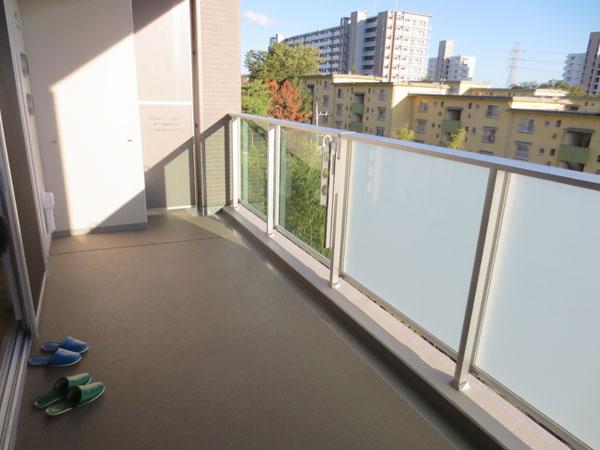 Balcony. Local (10 May 2013) Shooting