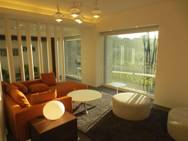 Entrance. Common areas