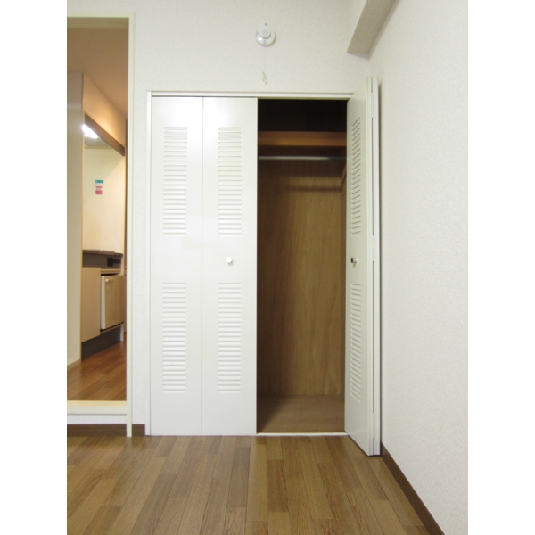 Other Equipment. Substantial storage space!