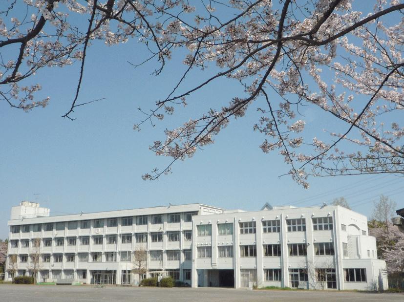 Primary school. 568m until the Tama City Uryu Elementary School