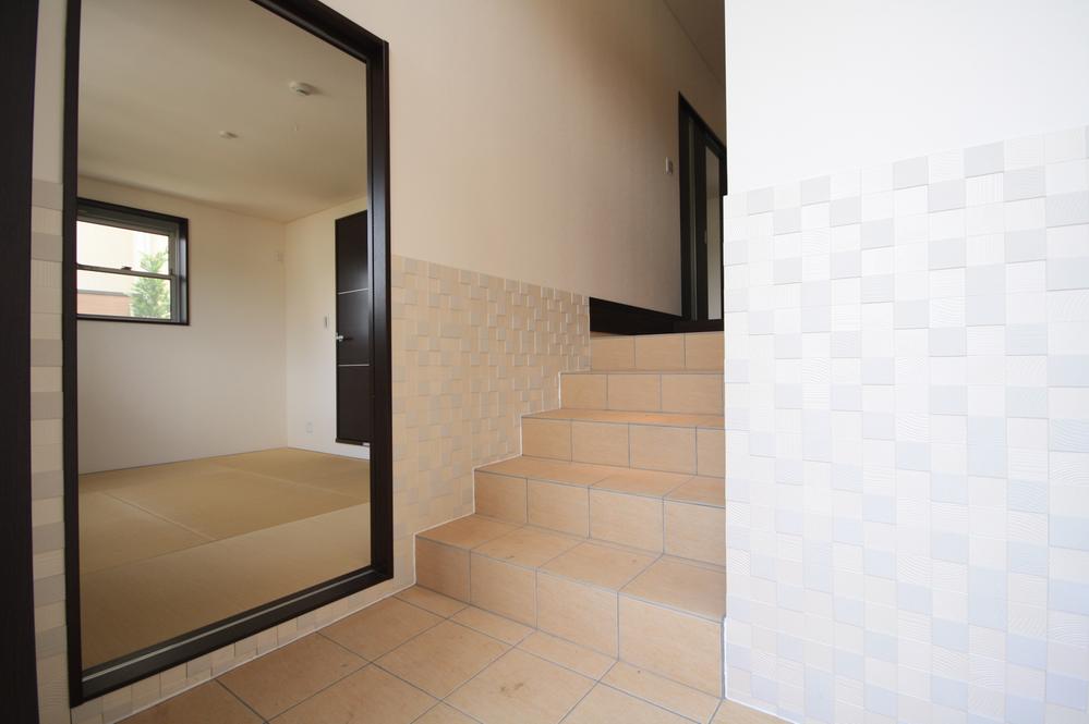 Entrance. Indoor (2013) Shooting