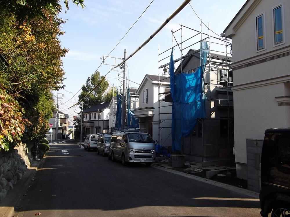 Local photos, including front road. A local from the southwest side