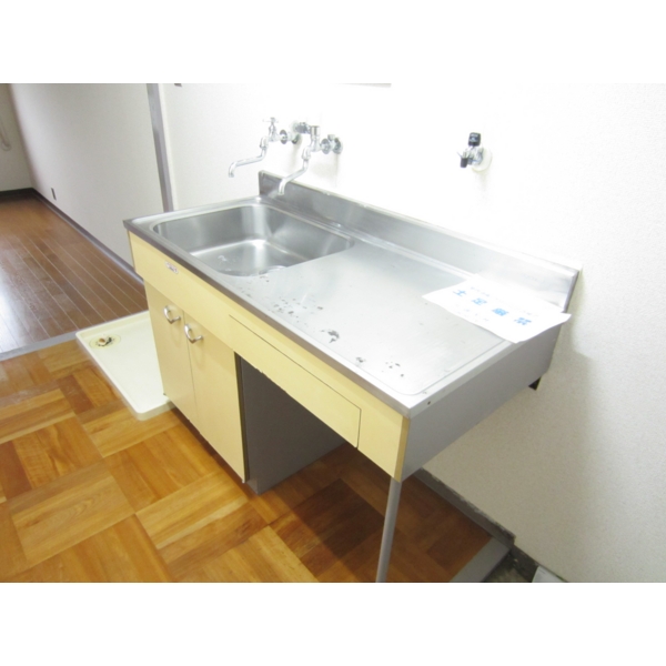 Kitchen. Gas stove installation type of kitchen. Storage You can also add.