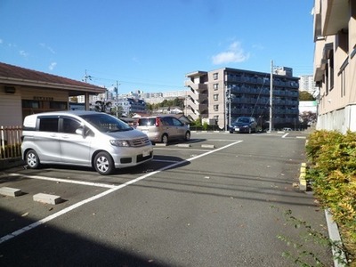 Parking lot. On-site parking