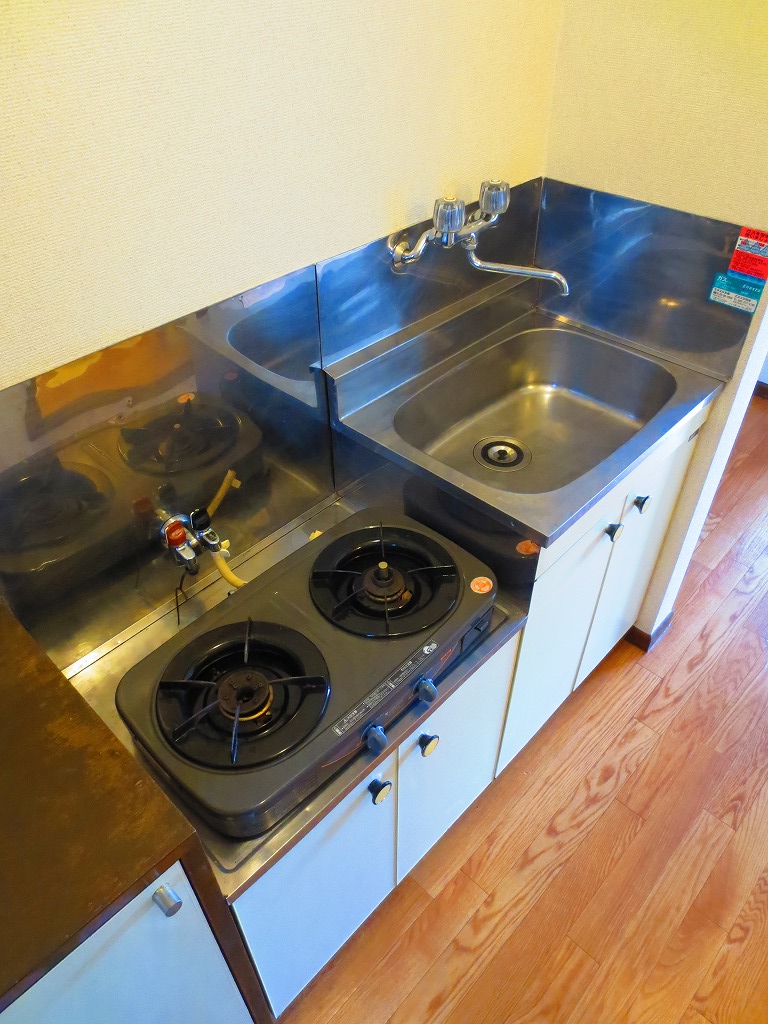 Kitchen. Self-catering school required! 2-neck is a gas stove can be installed ☆