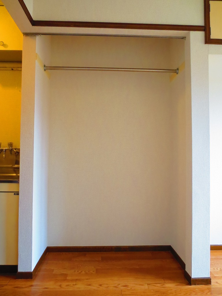 Receipt. Open closet ☆ Also hung Easy Court