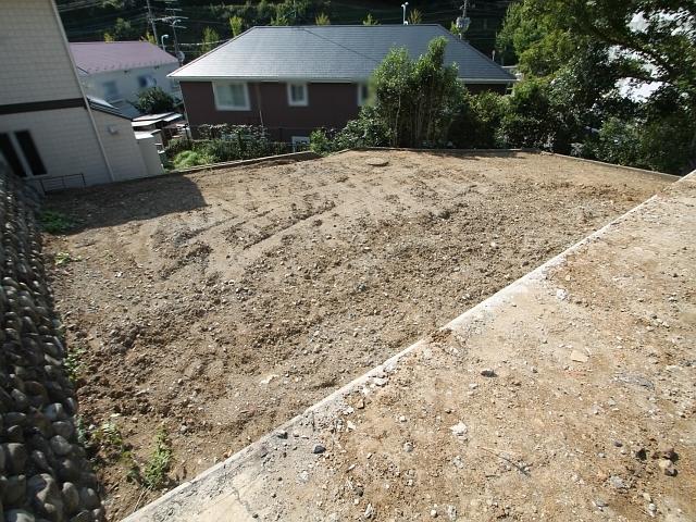 Local appearance photo. Vacant lot