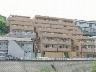 Building appearance. Pet Friendly Property