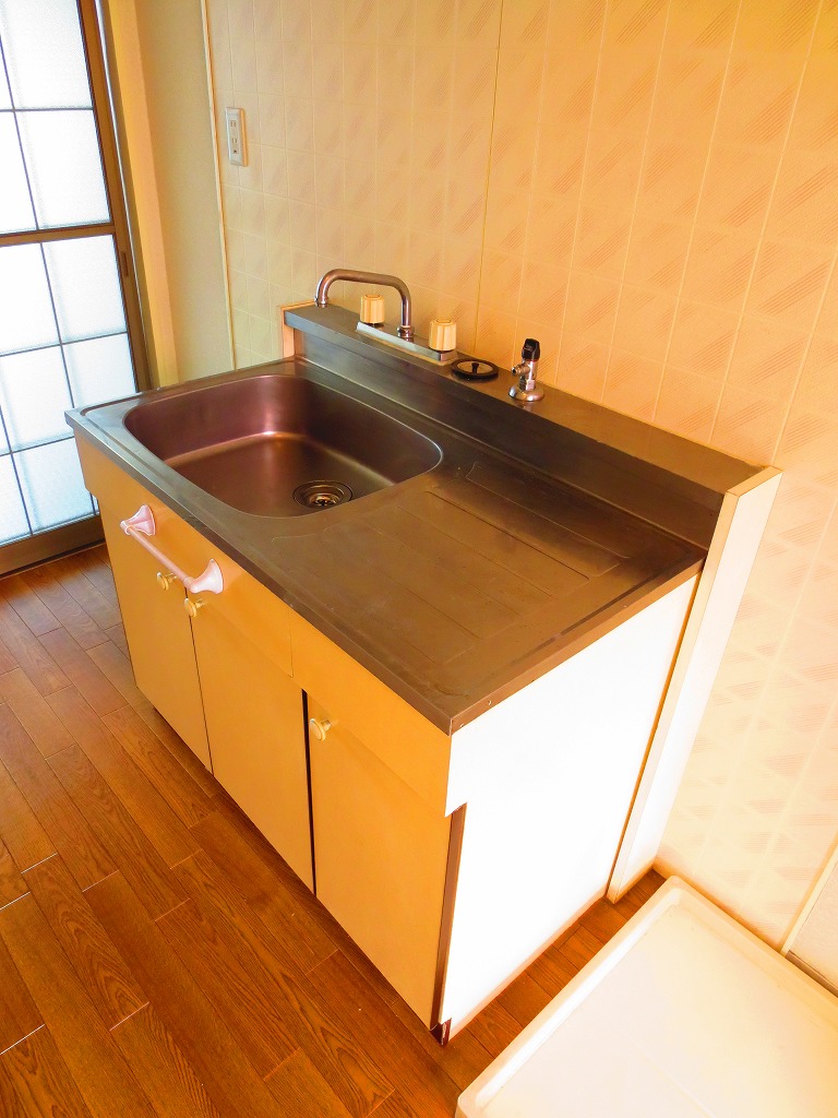 Kitchen. Gas stove corresponding Kitchen ☆