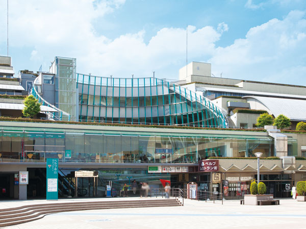 Surrounding environment. Berubu Nagayama (Nagayama Station post office ・ library ・ Public hall) (about than local 210m ・ A 3-minute walk)