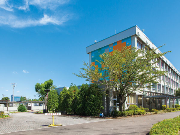 Surrounding environment. Tama Municipal Tama Nagayama junior high school (about than local 240m)