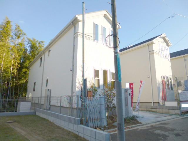 Local appearance photo. 1 Building appearance of