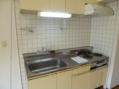 Kitchen. 2 lot gas stoves